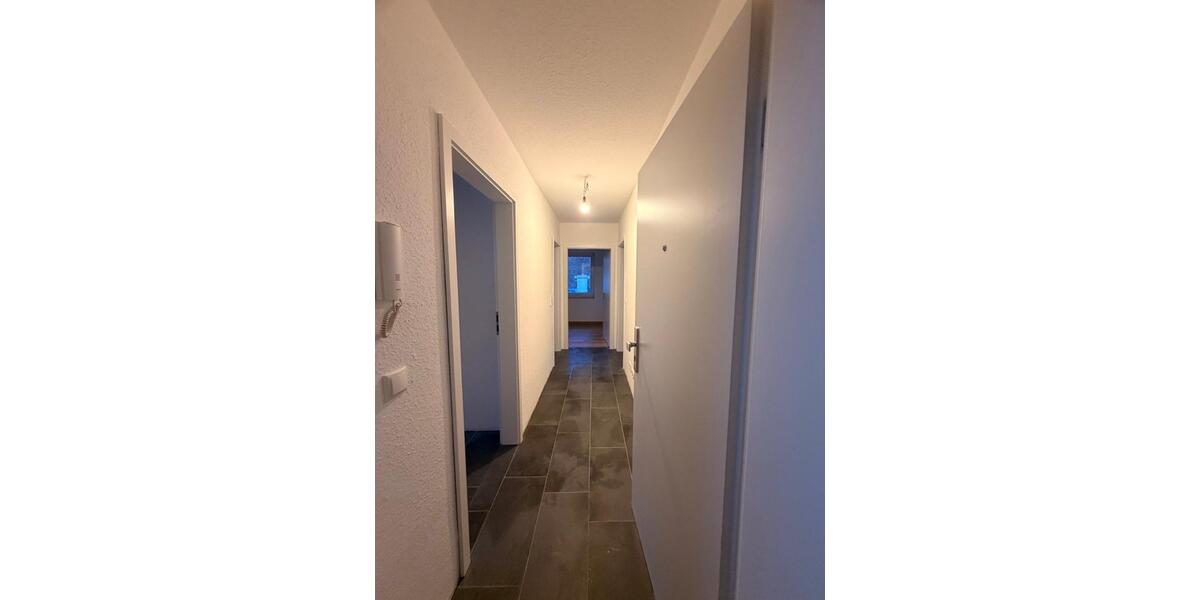 Erdgeschoßwohnung Hagen Hohenlimburg - 3 Zimmer, 61 m&sup2;, 520&euro; | Angebot:25305989
