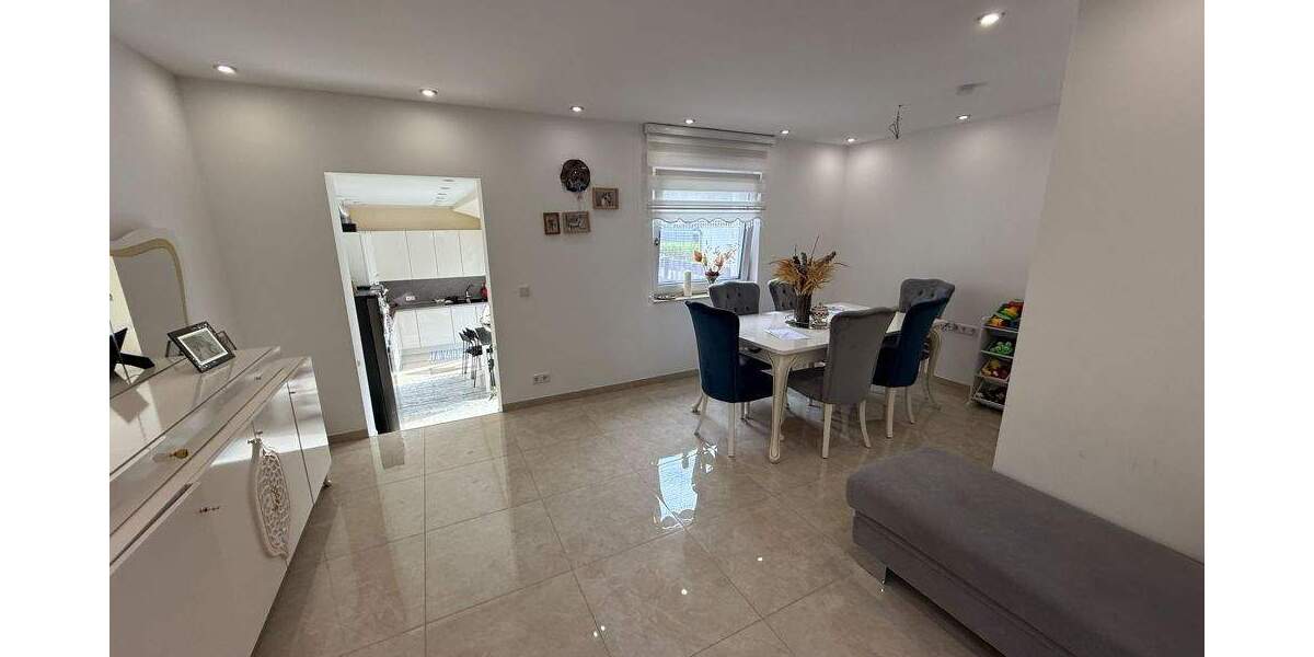 Reihenmittelhaus Herten Langenbochum - 4 Zimmer, 95 m&sup2;, 320.000&euro; | Angebot:25748106