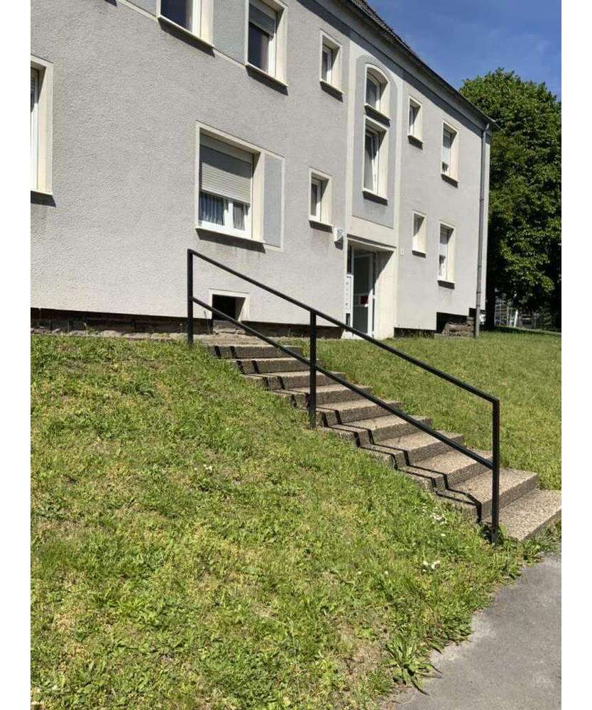 Wohnung zum Mieten in Bochum 370 € 43.92 m²