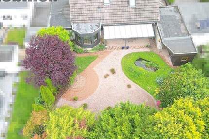 Freistehendes Einfamilienhaus mit 2 Garagen in schöner Wohnlage von Holzwickede-Süd 4 zimmer