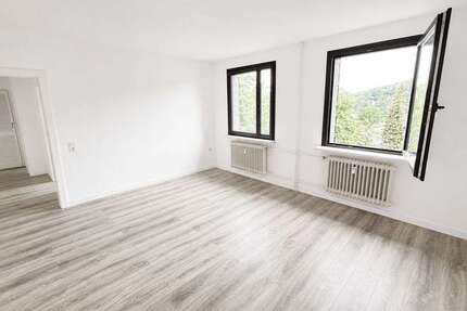 Wohnung Wuppertal Lichtenplatz - 3 Zimmer, 64 m&sup2;, 570&euro; | Angebot:26950486