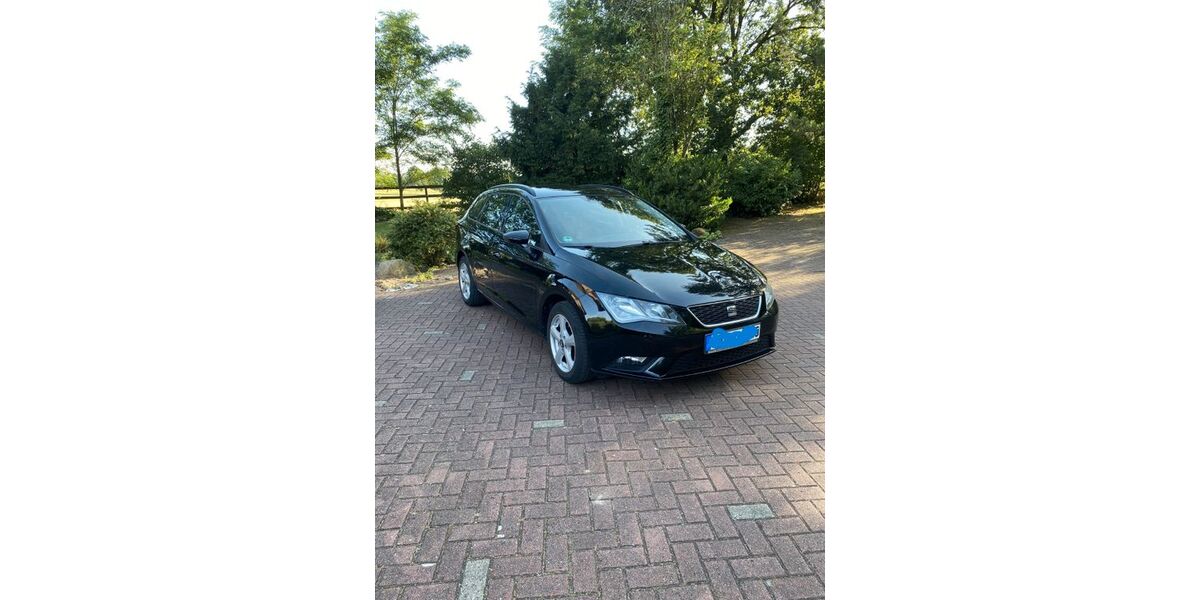 Seat Leon 90.300 km 8.800 &euro; Marl 45770