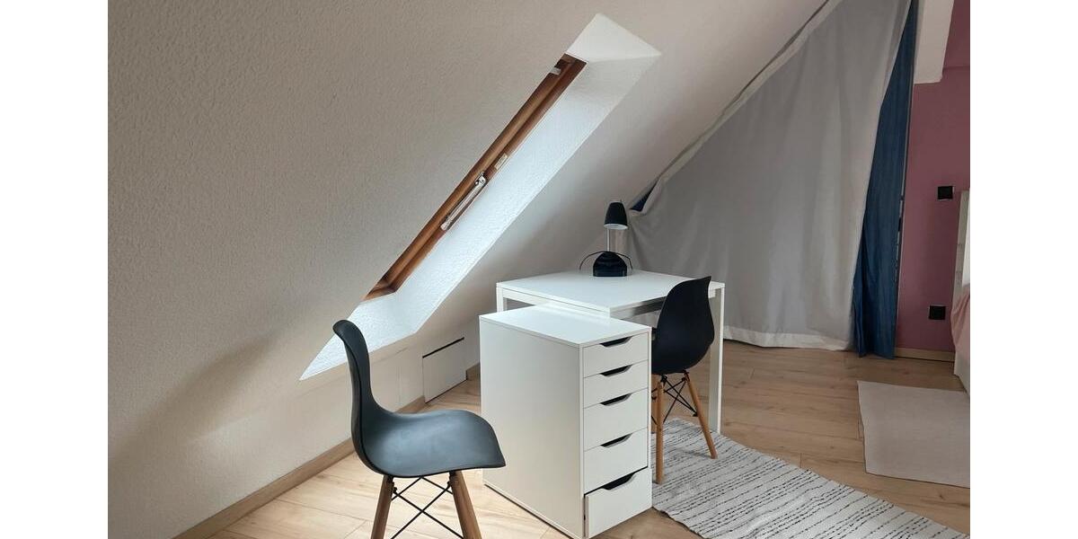 Dachgeschoßwohnung Essen Stadtbezirk IX - 2 Zimmer, 30 m&sup2;, 525&euro; | Angebot:25784098