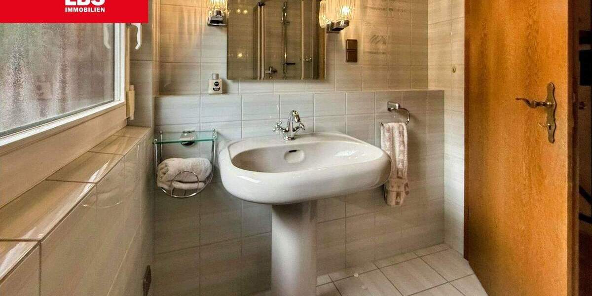 Charmante Doppelhaushälfte mit Gartenidylle und Gestaltungsspielraum 3 zimmer