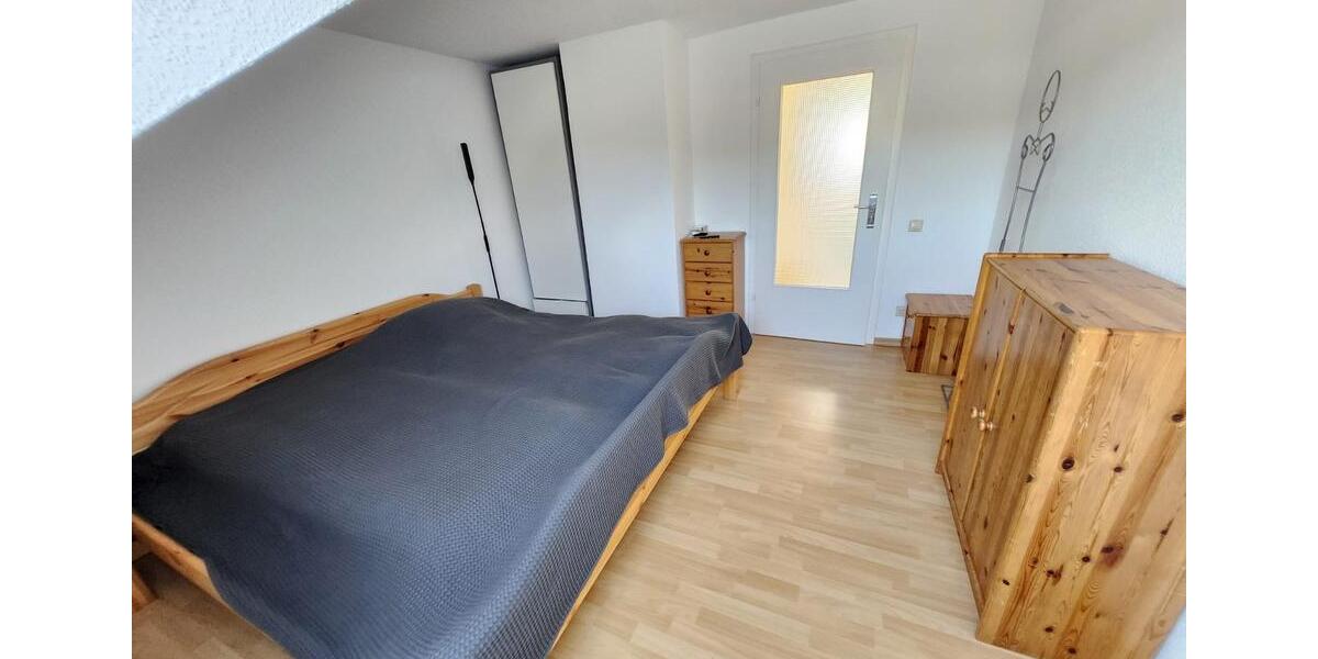Dachgeschoßwohnung Wuppertal Dornap - 2.5 Zimmer, 57 m&sup2;, 550&euro; | Angebot:26574392