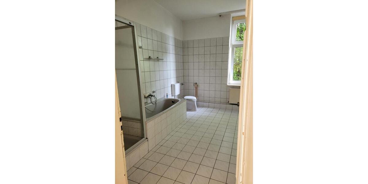 Etagenwohnung Witten Heven - 4 Zimmer, 120 m&sup2;, 1.118&euro; | Angebot:24796046