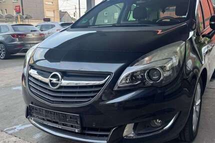 Opel Meriva 183.000 km 4.490 € Mülheim Ruhr 45475