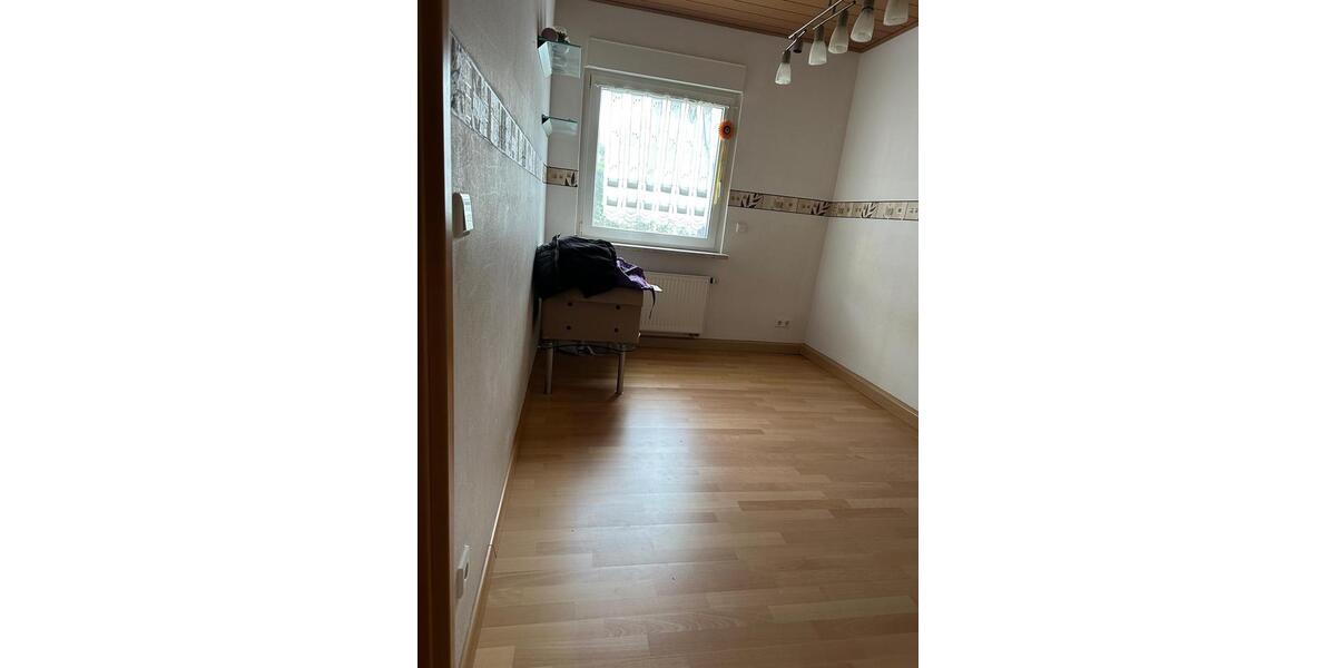 Etagenwohnung Bochum Bochum-Mitte - 4 Zimmer, 70 m&sup2;, 1.100&euro; | Angebot:26414588