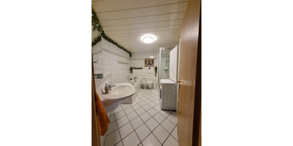 Dachgeschoßwohnung Oberhausen Alstaden - 1 Zimmer, 75 m&sup2;, 800&euro; | Angebot:24592145