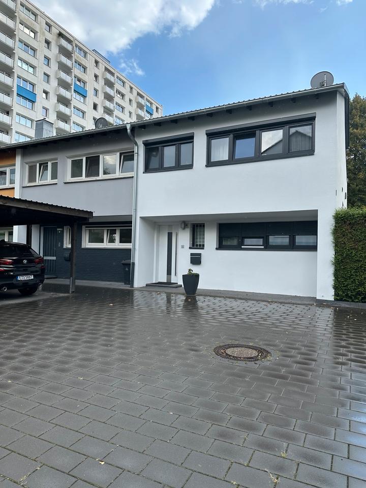Reihenmittelhaus im Grünen – Essen-Holsterhausen