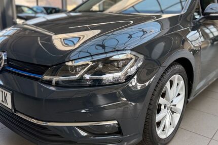 VW Golf 153.100 km 14.890 &euro; Bottrop 46236