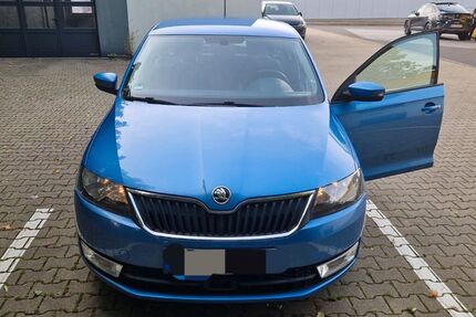 Skoda Rapid 76.100 km 12.599 € Velbert 42551