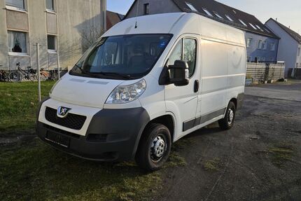 Peugeot Boxer 197.000 km 5.900 &euro; Oberhausen 46117