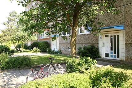Wohnung zum Mieten in Neubrandenburg 232 € 46.17 m²
