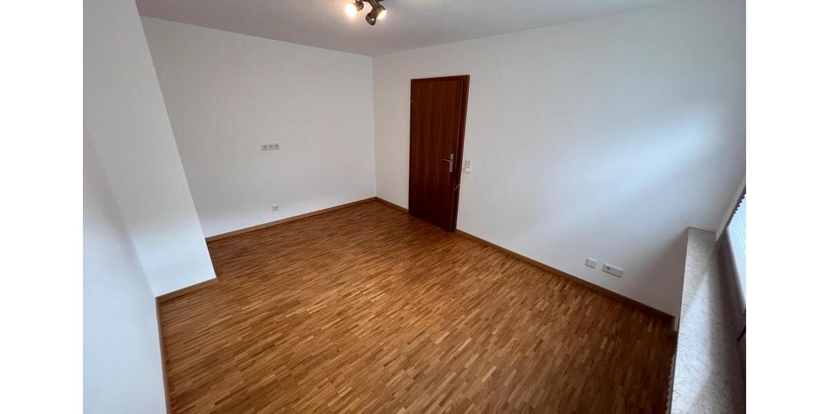 Reihenhaus Mülheim an der Ruhr Mellinghofen - 9 Zimmer, 248 m&sup2;, 679.000&euro; | Angebot:24611100