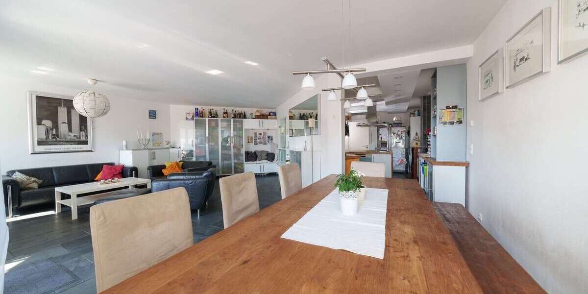 Etagenwohnung Bochum Bochum-Südwest - 8 Zimmer, 220 m&sup2;, 399.500&euro; | Angebot:26242450