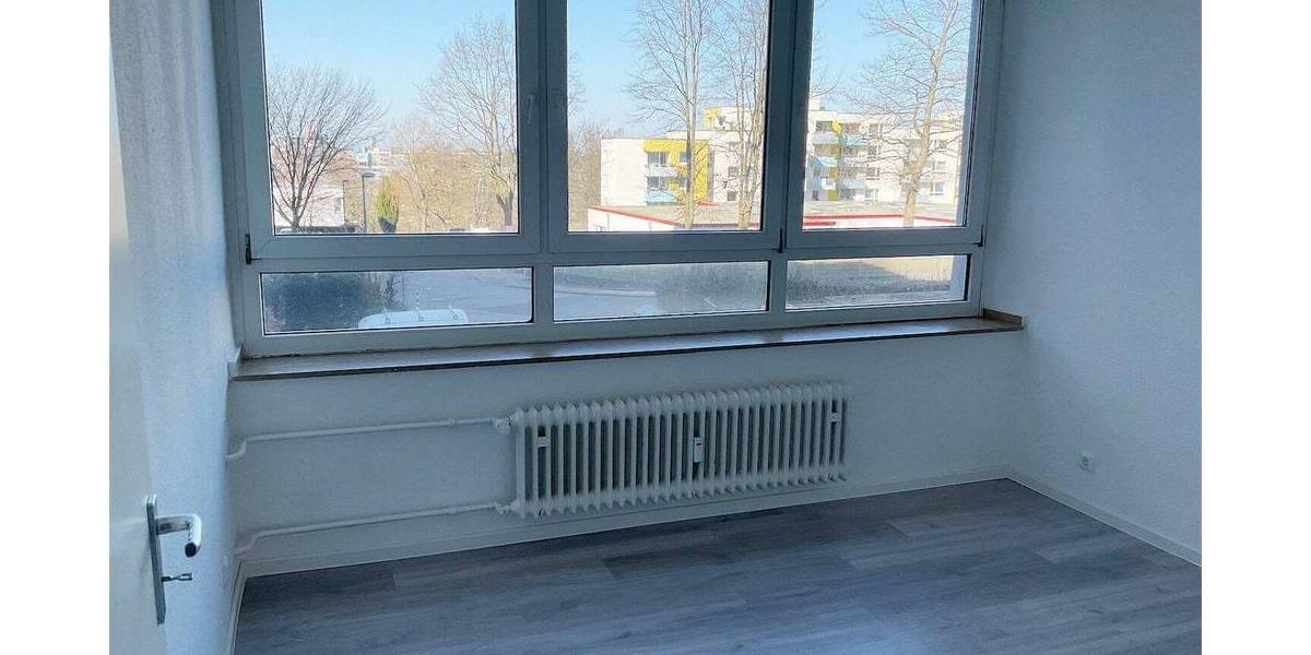 Etagenwohnung Bochum Querenburg - 5 Zimmer, 125 m&sup2;, 990&euro; | Angebot:26627294