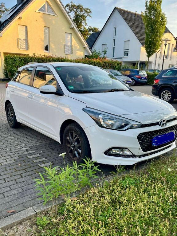 Hyundai i20 95.500 km 7.700 € Dortmund 44269