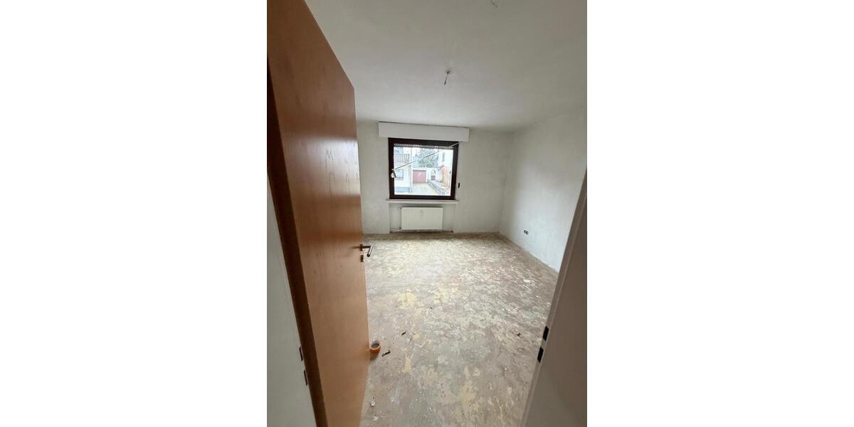Erdgeschoßwohnung Schwerte - 3 Zimmer, 81 m&sup2;, 250.000&euro; | Angebot:25297046