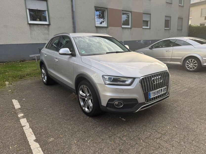 Audi Q3 157.000 km 12.900 € Essen 45327