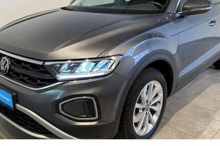 VW T-Roc 14.204 km 22.980 € Bochum - Linden 44879