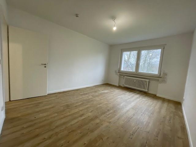 Erdgeschoßwohnung Mülheim an der Ruhr Broich - 3 Zimmer, 76 m&sup2;, 761&euro; | Angebot:25650446