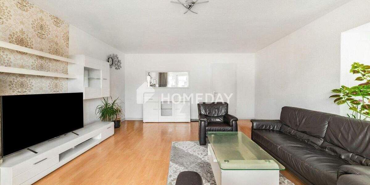 Ideal geschnittene 4-Zimmer-Wohnung mit Balkon in gepflegtem Mehrfamilienhaus 4 zimmer