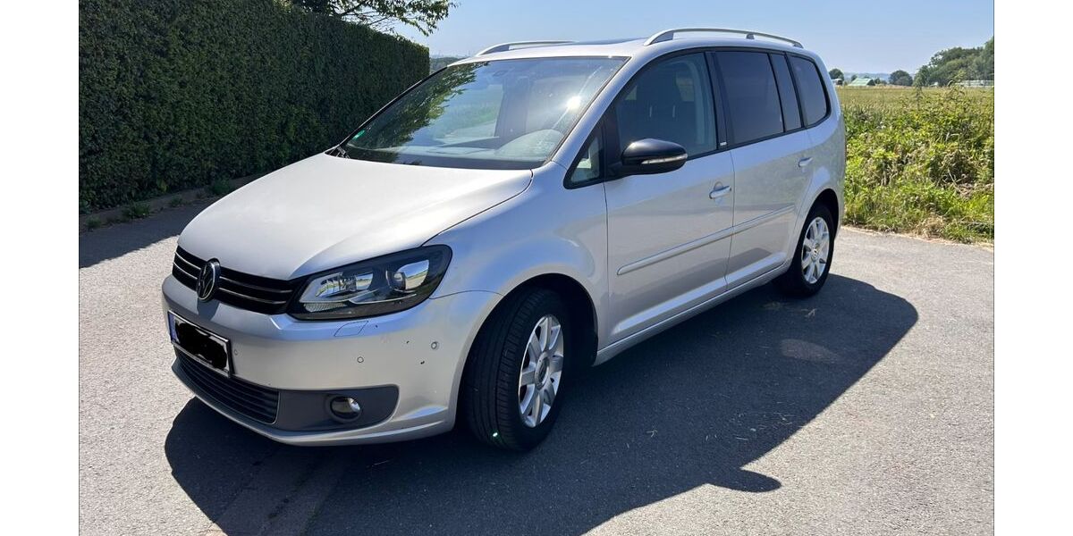 VW Touran 176.000 km 6.950 &euro; Essen 45149