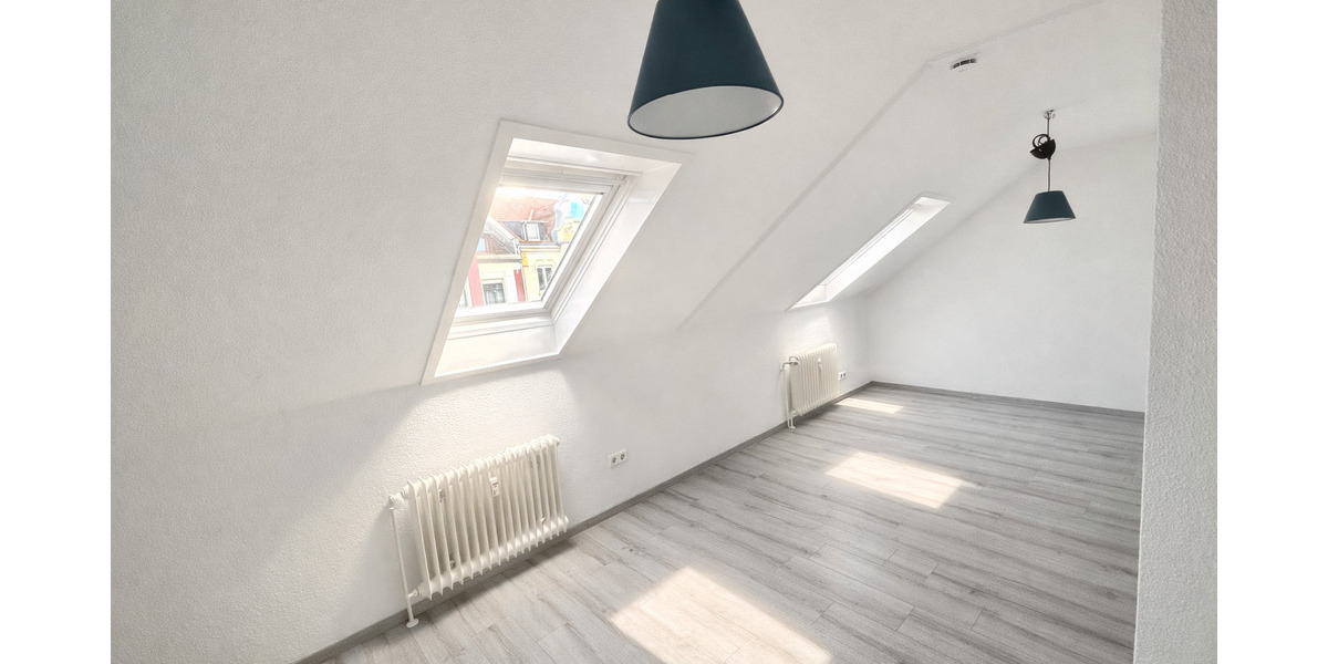 Etagenwohnung Wuppertal Langerfeld - 4 Zimmer, 134 m&sup2;, 999&euro; | Angebot:25643815