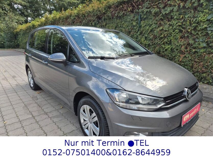 VW Touran 207.000 km 9.950 € Gelsenkirchen 45892