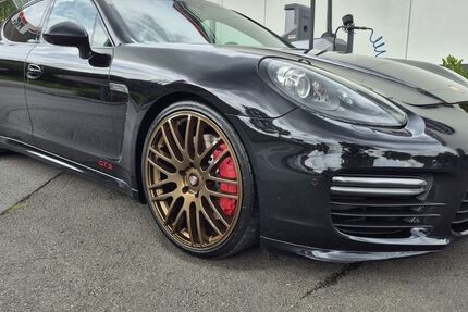 Porsche Panamera 221.867 km 24.490 &euro; Oberhausen 46147