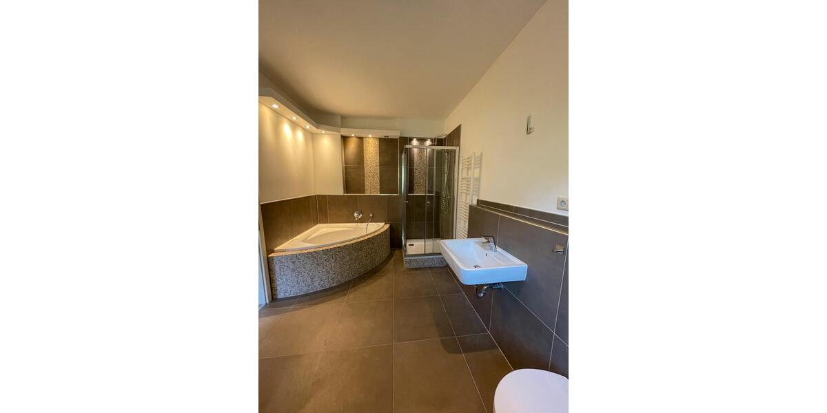 Maisonettenwohnung Dortmund Hombruch - 2.5 Zimmer, 135 m&sup2;, 1.050&euro; | Angebot:27595074