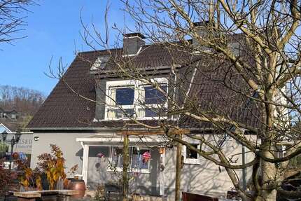 Haus zum Kaufen in Witten 470.000 € 113.15 m² 8 zimmer