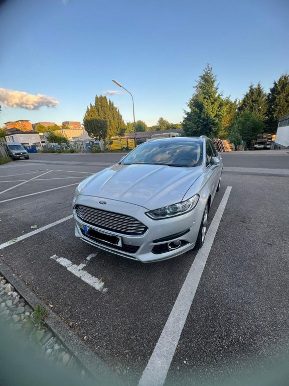 Ford Mondeo 158.000 km 10.750 € Wuppertal 42277