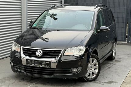 VW Touran 220.000 km 2.399 &euro; Oberhausen 46145