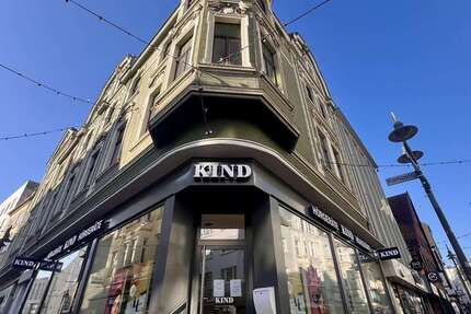 Haus zum Kaufen in Recklinghausen 1.599.000 € 748 m² 14 zimmer