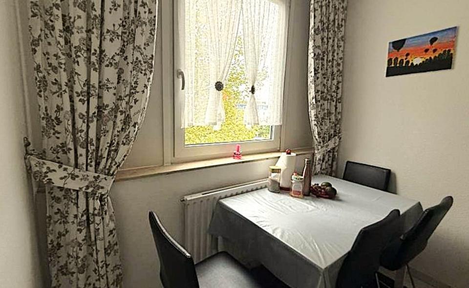 4-Zi-WHG 91 qm. mit Balkon & Tiefgarage - PROVISIONSFREI - 4 zimmer