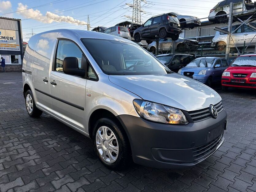 VW Caddy 142.000 km 6.190 € Bottrop 46238