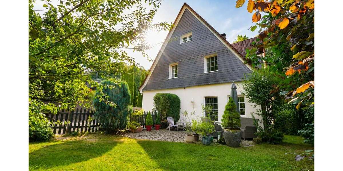 Einfamilienhaus Hagen Hagen-Mitte - 6 Zimmer, 210 m&sup2;, 415.000&euro; | Angebot:27193770