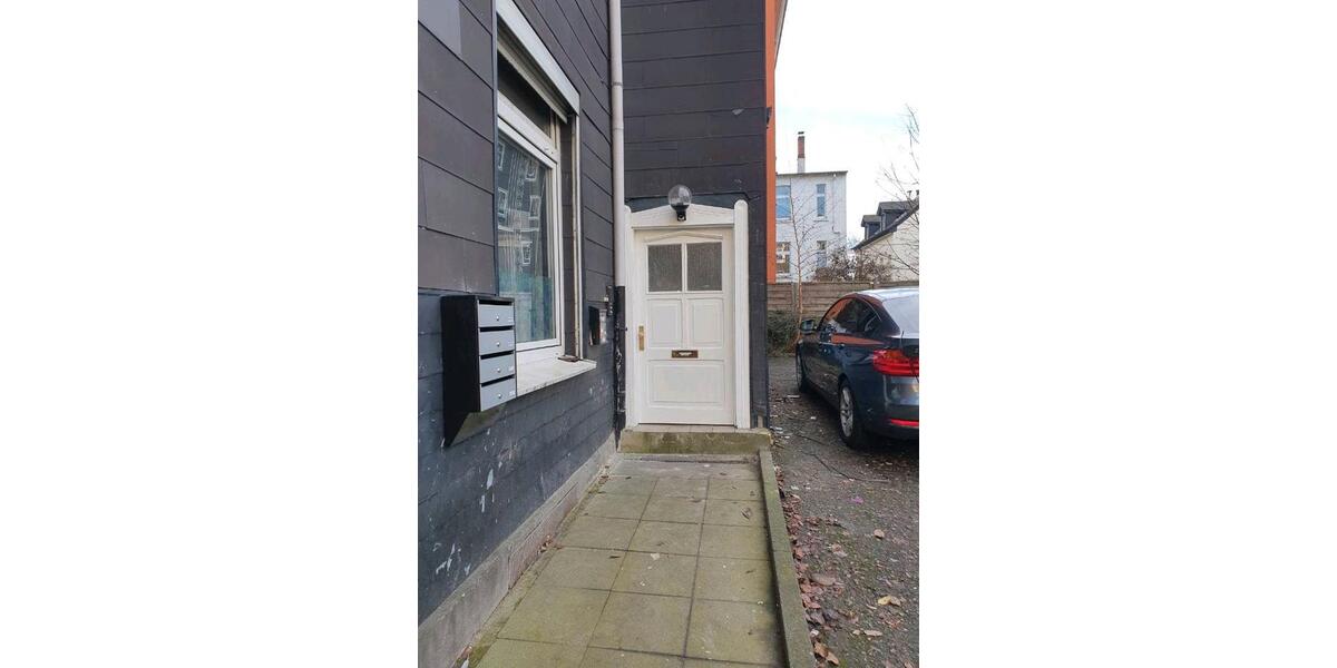 Etagenwohnung Wuppertal Gemarkung Langerfeld - 2 Zimmer, 67 m&sup2;, 82.000&euro; | Angebot:27146049