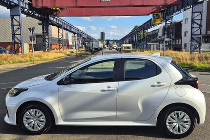 Mazda 2 20.100 km 16.790 &euro; Mülheim 45476
