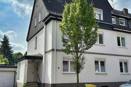 Charmante 2-Zimmer-Wohnung mit Garten, Garage und Mansarde 2 zimmer