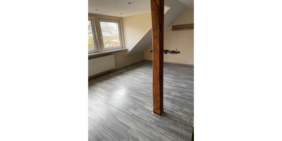 Dachgeschoßwohnung Bochum Bochum-Südwest - 4 Zimmer, 70 m&sup2;, 725&euro; | Angebot:26359725