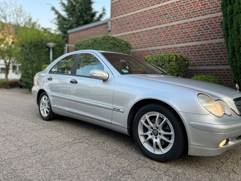 Mercedes-Benz C 180 200.750 km 2.200 € Ennepetal 58256