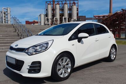 Kia Rio 22.000 km 8.600 &euro; Gelsenkirchen 45889