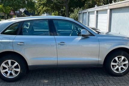 Audi Q5 225.000 km 9.900 € Ratingen 40880