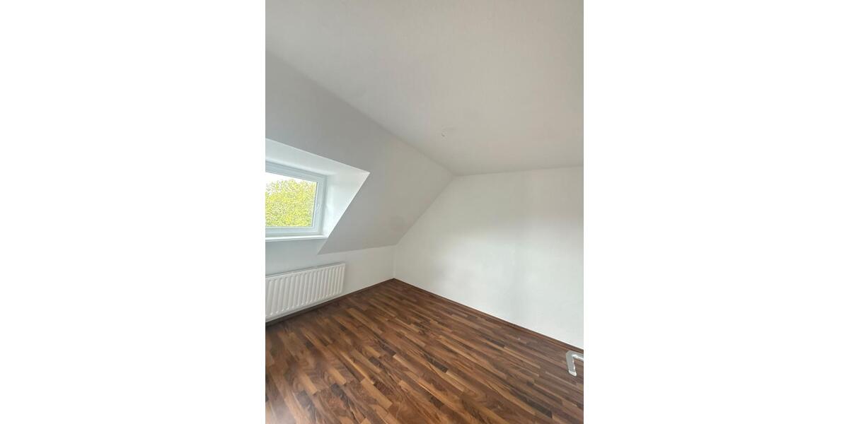 Dachgeschoßwohnung Hagen Hagen-Mitte - 2 Zimmer, 45 m&sup2;, 350&euro; | Angebot:27553974
