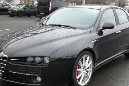 Alfa Romeo 159 172.940 km 7.350 € Bochum 44807