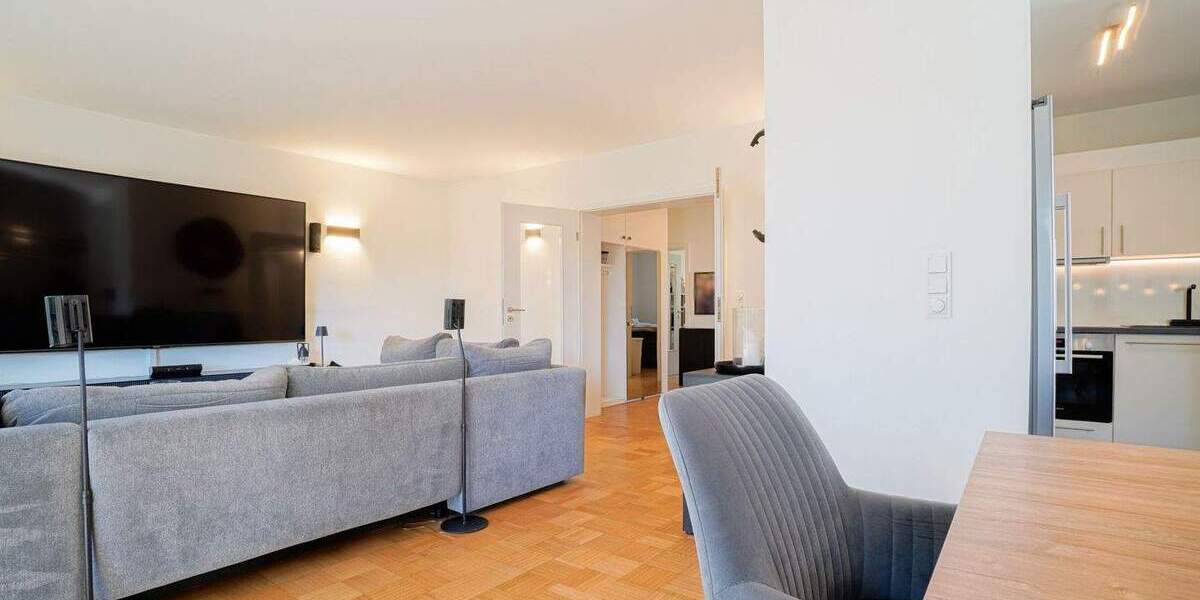 Etagenwohnung Mülheim an der Ruhr Saarn - 3 Zimmer, 94 m&sup2;, 1.300&euro; | Angebot:25670661