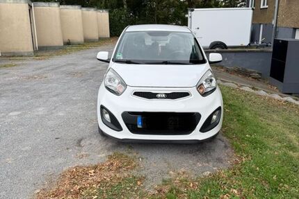 Kia Picanto 74.000 km 5.000 € Recklinghausen 45663